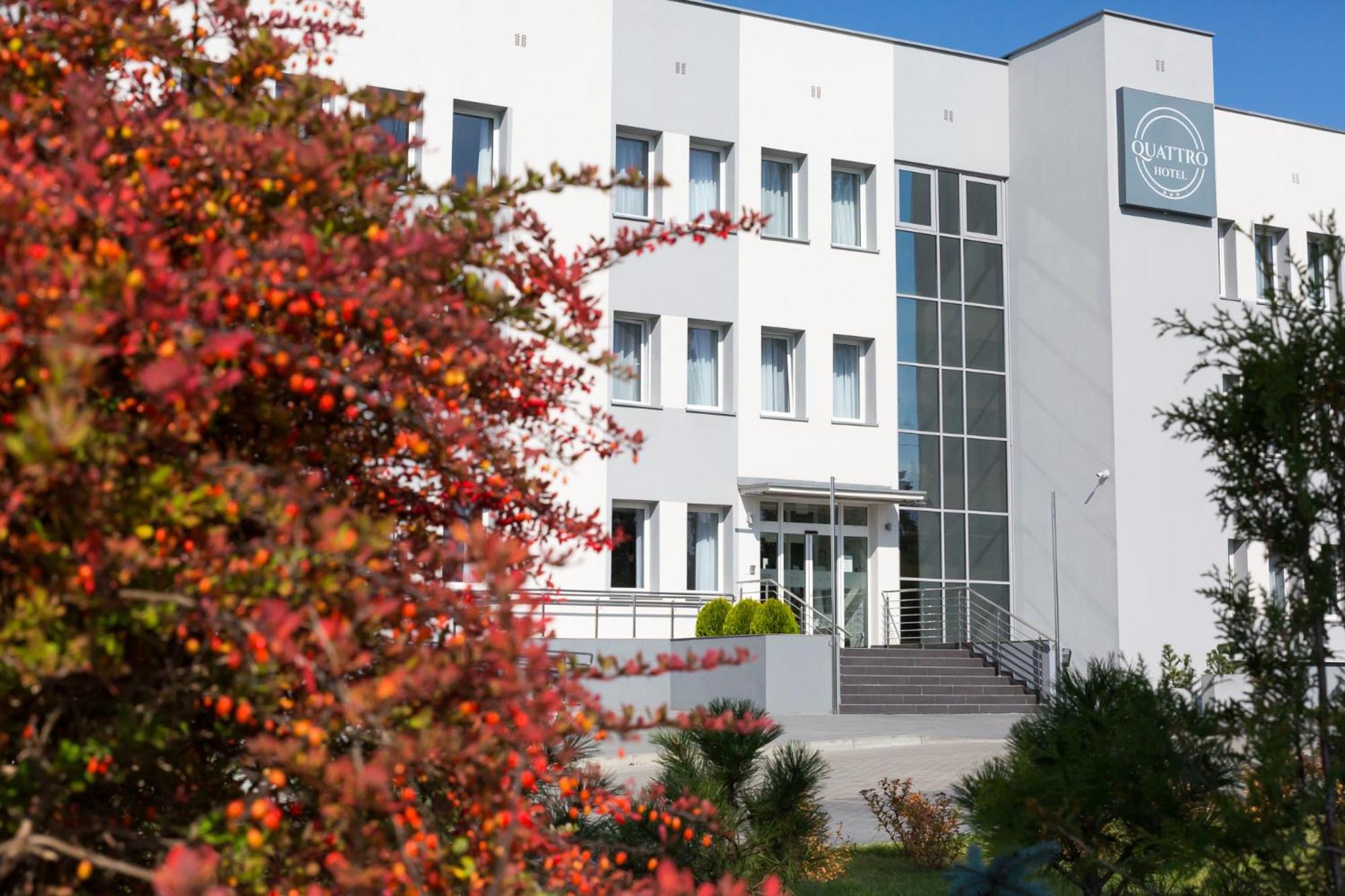 Hotel Quattro Neustettin Exterior foto